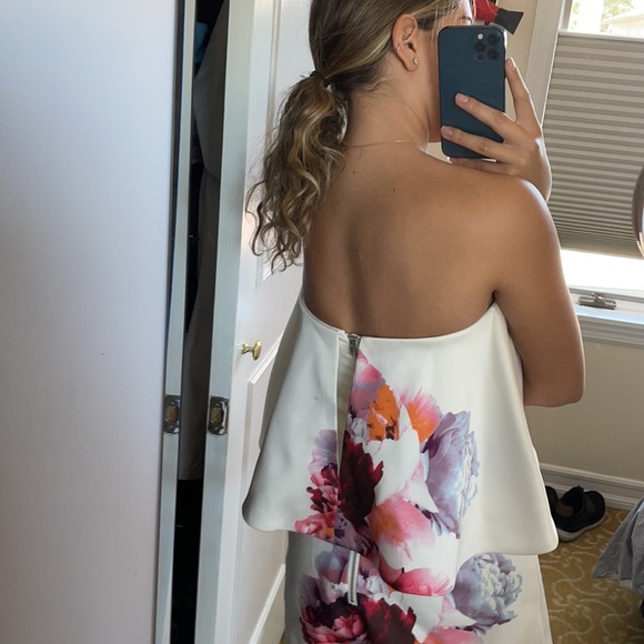 Keepsake romper - Picture 4 of 8